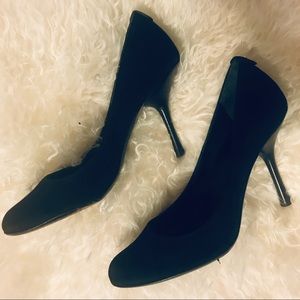Pre-owned Gucci black Suede Pumps 6B